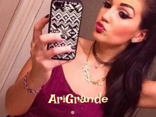 AriGrande