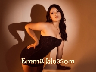 Emma_blossom