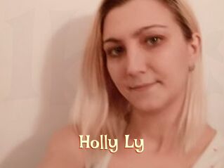 Holly_Ly