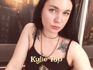 Kylie_Top