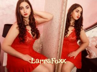 LarraFoxx