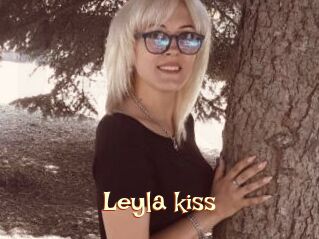 Leyla_kiss
