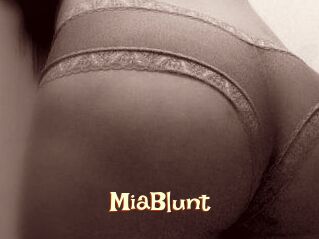 MiaBlunt