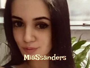 MiaSsanders