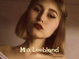 Mia_Leeblond