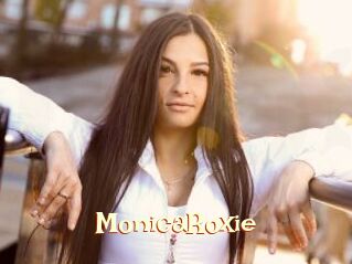 MonicaRoxie