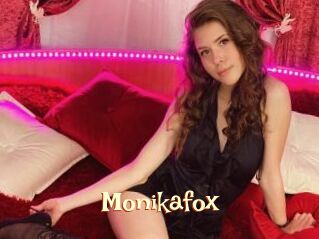 Monikafox