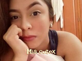 Mia_cutex