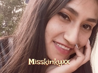 Misskinkyxx