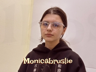Monicabruslie