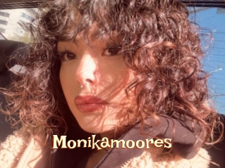 Monikamoores