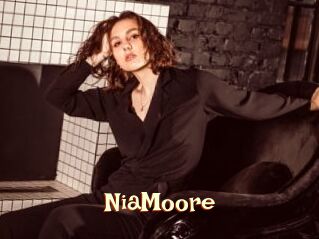 NiaMoore