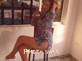 Pettite_swet