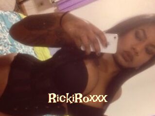 RickiRoxxx