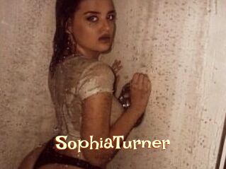 Sophia_Turner