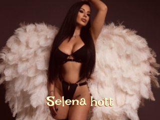 Selena_hott