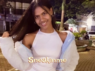 Sneakinme
